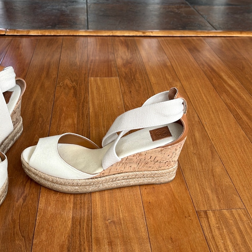 Tory Burch size 9 tan/ beige color wedge shoes.